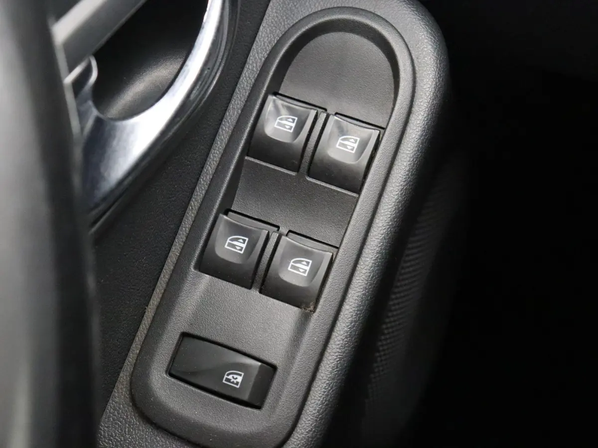1.2 TCe 4x4 Prestige | Dealeronderhouden | Eerste eigenaar | Trekhaak | Achteruitrijcamera |