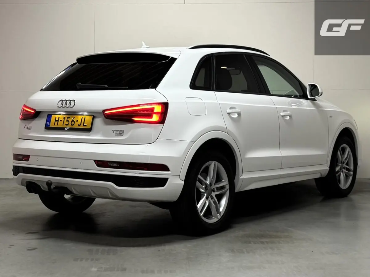 1.4 TFSI CoD S-line Navi Clima Stoelver. Trekh.