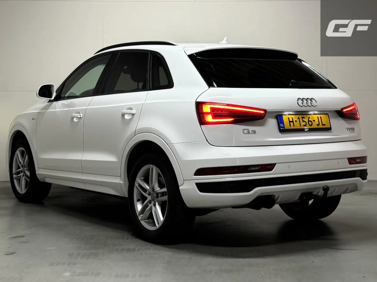 1.4 TFSI CoD S-line Navi Clima Stoelver. Trekh.