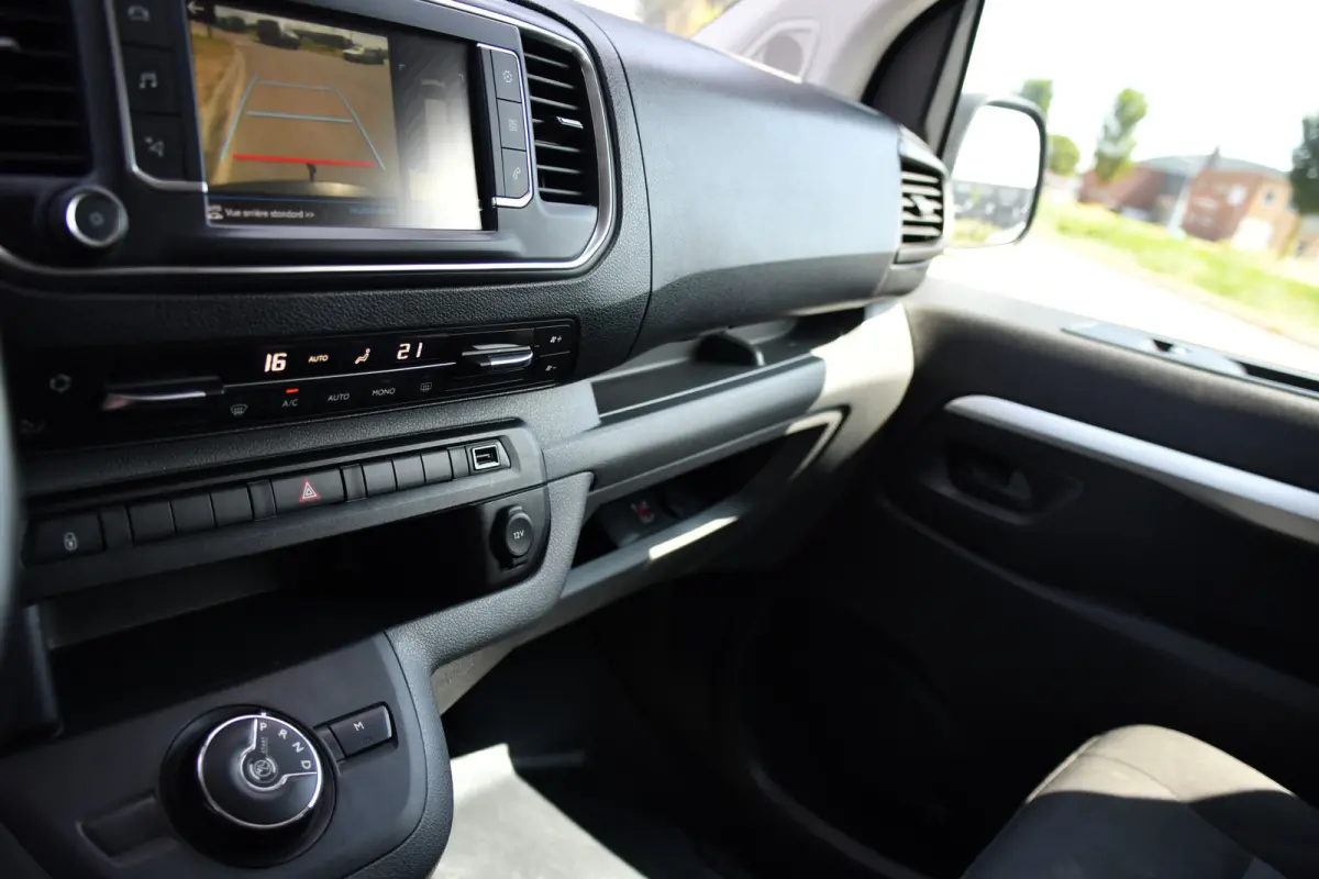 2.0 BlueHDI 180 L3 DC PB Edition 360 Camera, Cruise, Carplay, 2 x Schuifdeur, 177pk, Automaat, Trekhaak, Multimedia, Clima, Uniek!