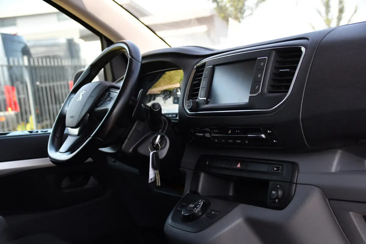 2.0 BlueHDI 180 L3 DC PB Edition 360 Camera, Cruise, Carplay, 2 x Schuifdeur, 177pk, Automaat, Trekhaak, Multimedia, Clima, Uniek!