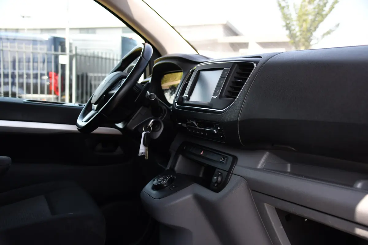 2.0 BlueHDI 180 L3 DC PB Edition 360 Camera, Cruise, Carplay, 2 x Schuifdeur, 177pk, Automaat, Trekhaak, Multimedia, Clima, Uniek!