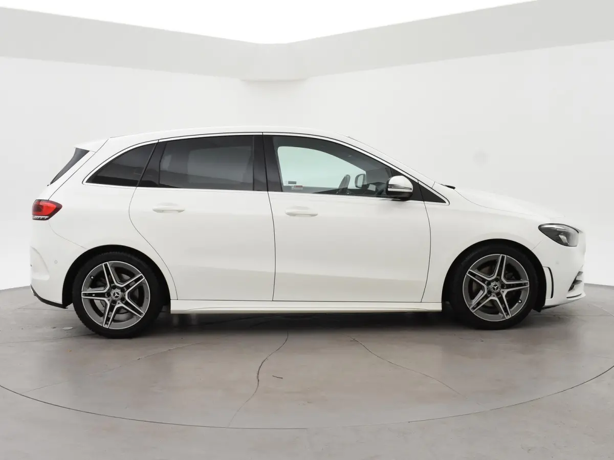 200 163 PK AUT. AMG SPORT + SFEERVERLICHTING | CAMERA | WIDESCREEN | STOELVERW.