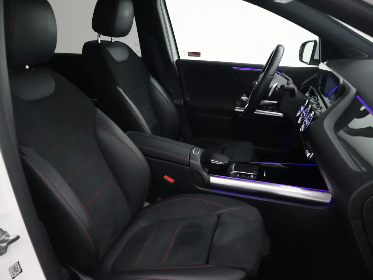 200 163 PK AUT. AMG SPORT + SFEERVERLICHTING | CAMERA | WIDESCREEN | STOELVERW.