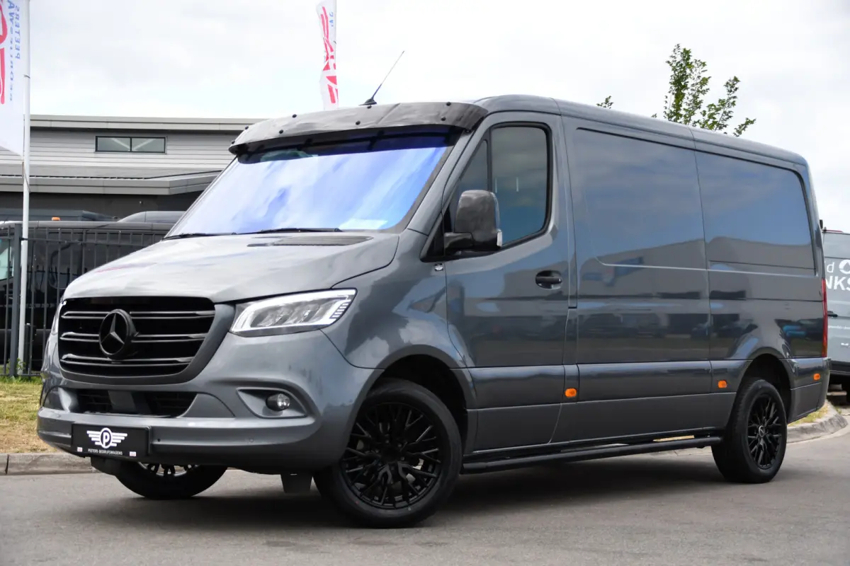 316 2.2 CDI L2H1 PB Edition Camera, Cruise, Carplay, LED, 3500kg Trekhaak, 10,5'' Mbux, Stoelverwarming, Sensoren, Uniek!