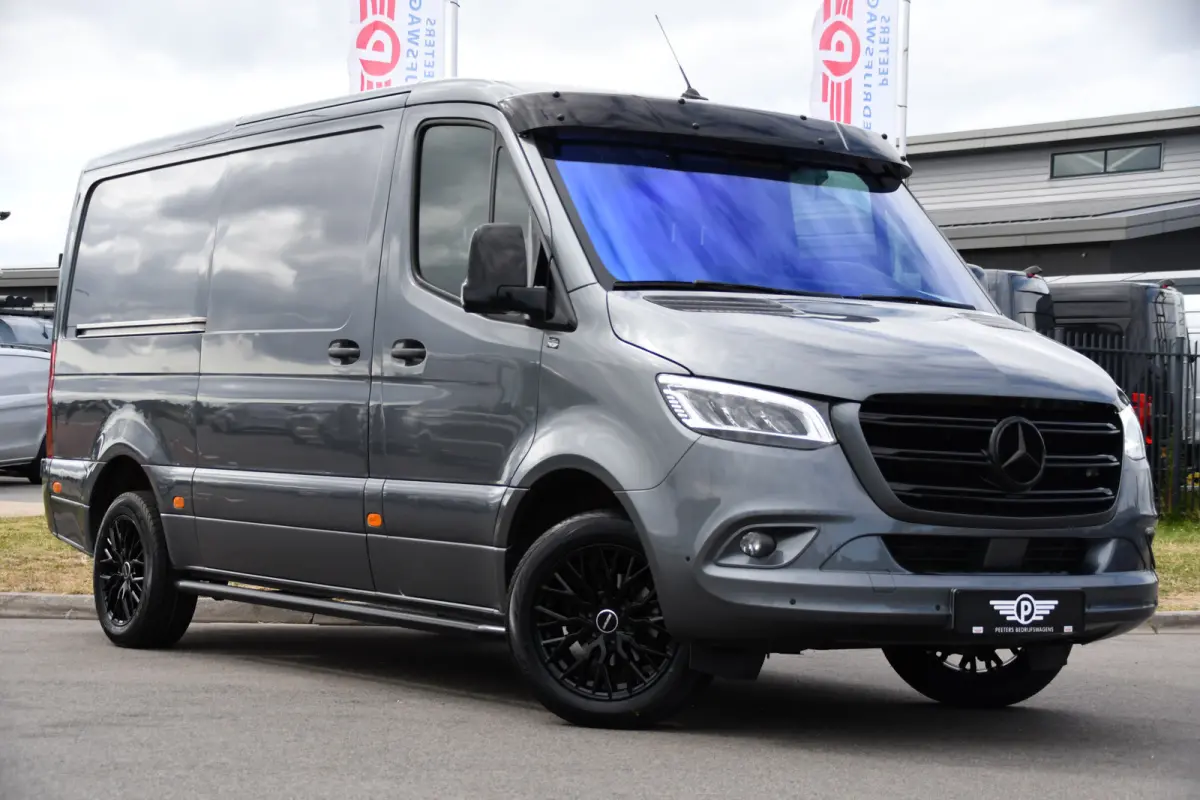 316 2.2 CDI L2H1 PB Edition Camera, Cruise, Carplay, LED, 3500kg Trekhaak, 10,5'' Mbux, Stoelverwarming, Sensoren, Uniek!