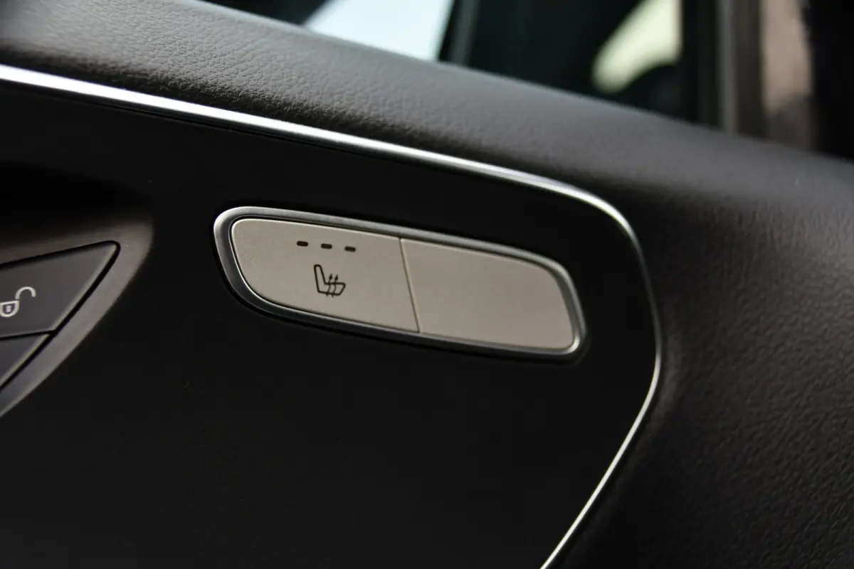 116 CDI L2 Black Edition Camera, Cruise, LED, 164pk, Trekhaak, Leder, Multimedia, Automaat, Sensoren, Uniek!
