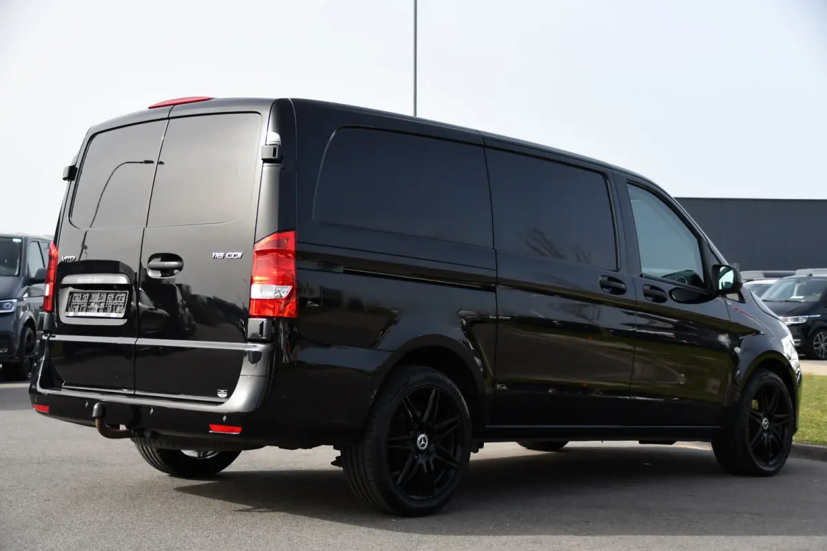 116 CDI L2 Black Edition Camera, Cruise, LED, 164pk, Trekhaak, Leder, Multimedia, Automaat, Sensoren, Uniek!