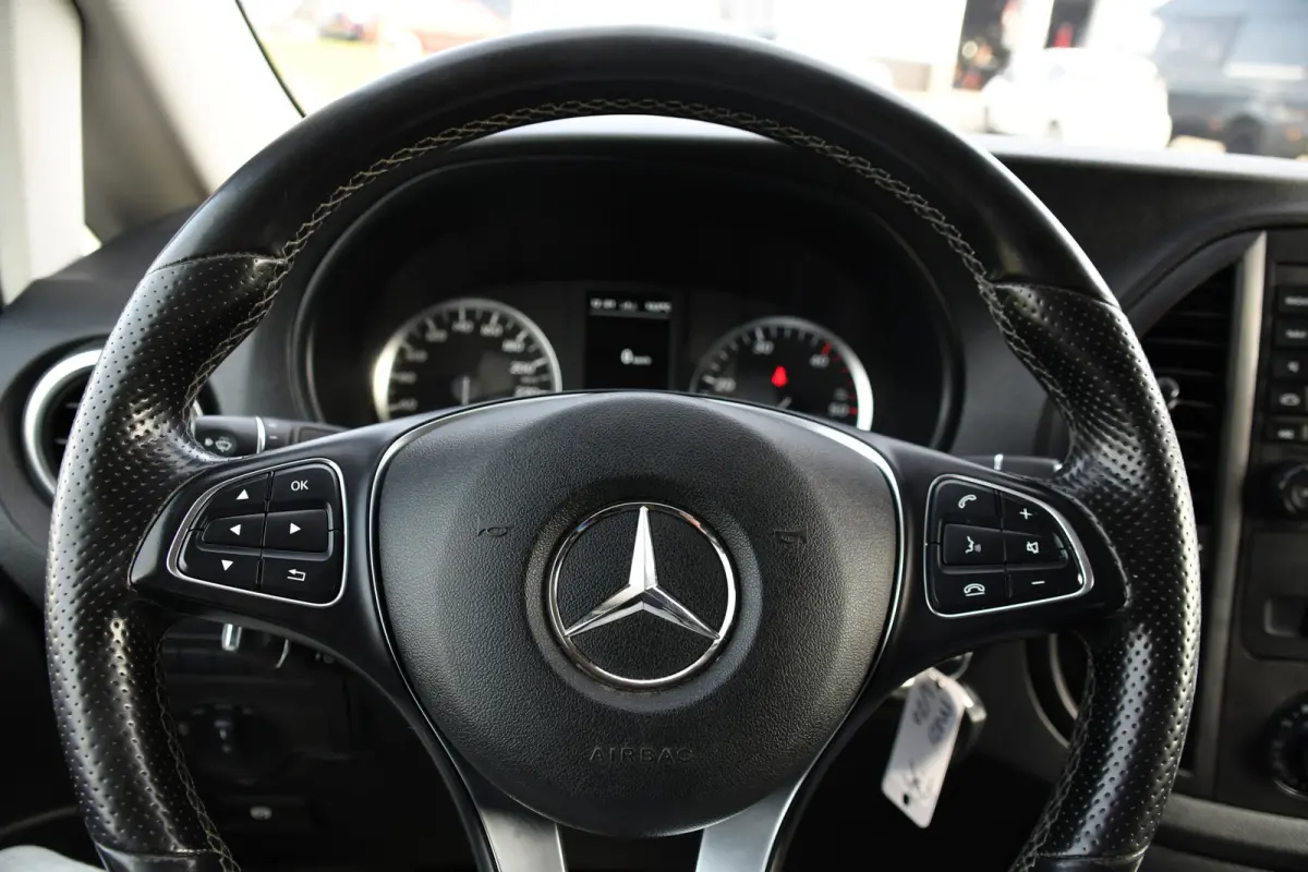 116 CDI L2 Black Edition Camera, Cruise, LED, 164pk, Trekhaak, Leder, Multimedia, Automaat, Sensoren, Uniek!