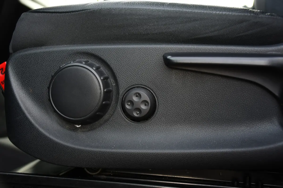 116 CDI L2 Black Edition Camera, Cruise, LED, 164pk, Trekhaak, Leder, Multimedia, Automaat, Sensoren, Uniek!