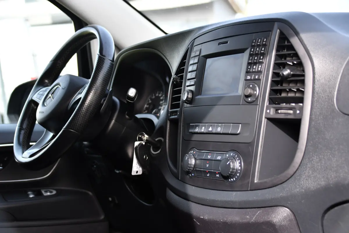 116 CDI L2 Black Edition Camera, Cruise, LED, 164pk, Trekhaak, Leder, Multimedia, Automaat, Sensoren, Uniek!