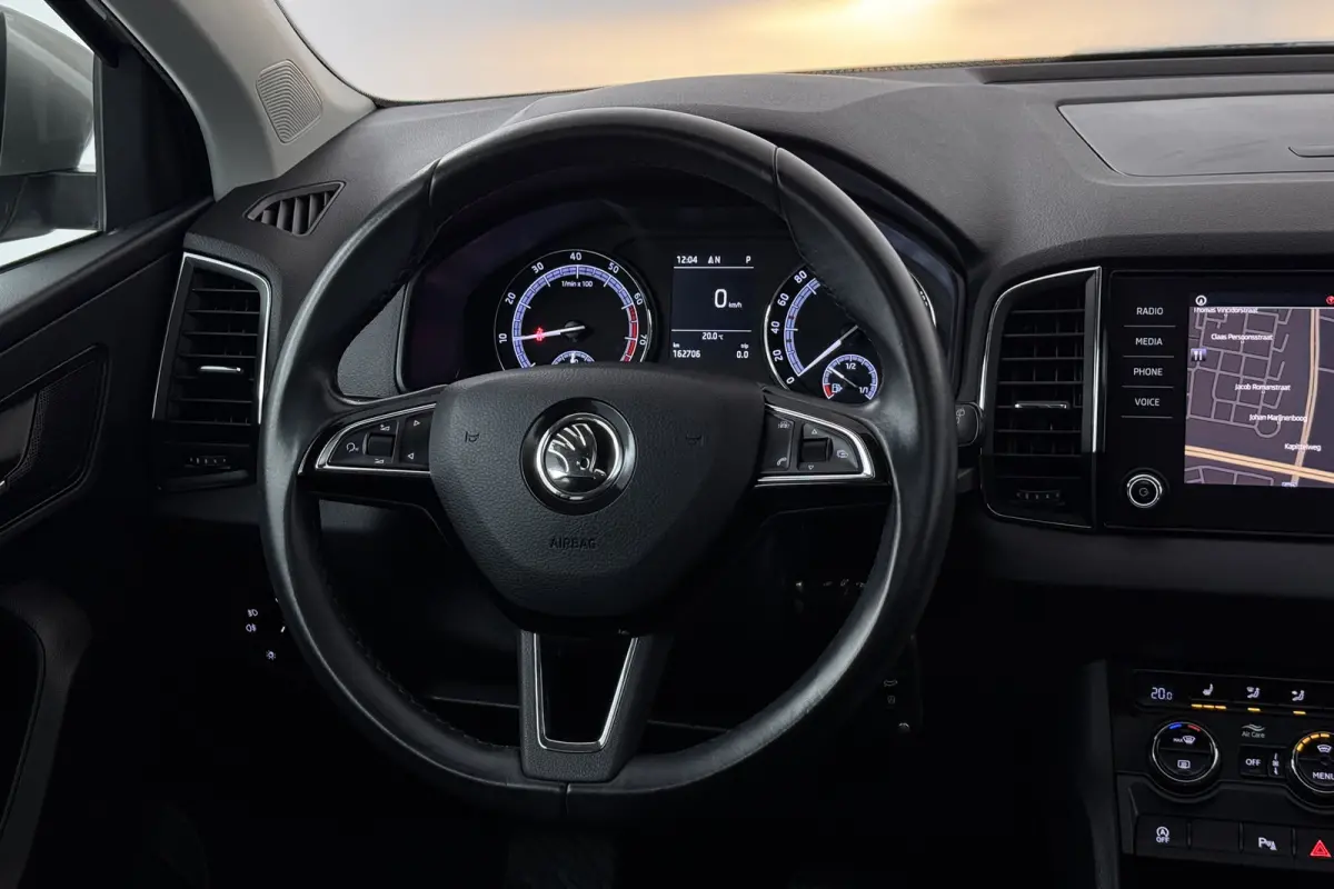 1.5 TSI ACT Ambition Business (PANORAMADAK, STOELVERWARMING, NAVIGATIE, PARKEERSENSOREN)