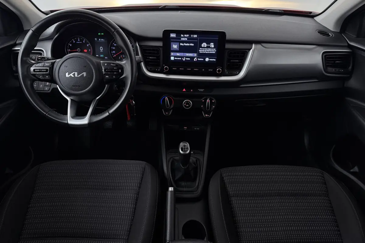 1.0 T-GDi MHEV DynamicLine (ACHTERUITRIJCAMERA, CARPLAY NAVIGATIE, PARKEERSENSOREN)