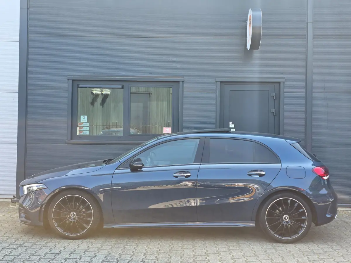 NAP !! / PANO / SFEER / BURMESTER / KEYLESS / CARPLAY / CAMERA / MEMORY / ALCANTARA / FLIPPERS / 19 INCH !