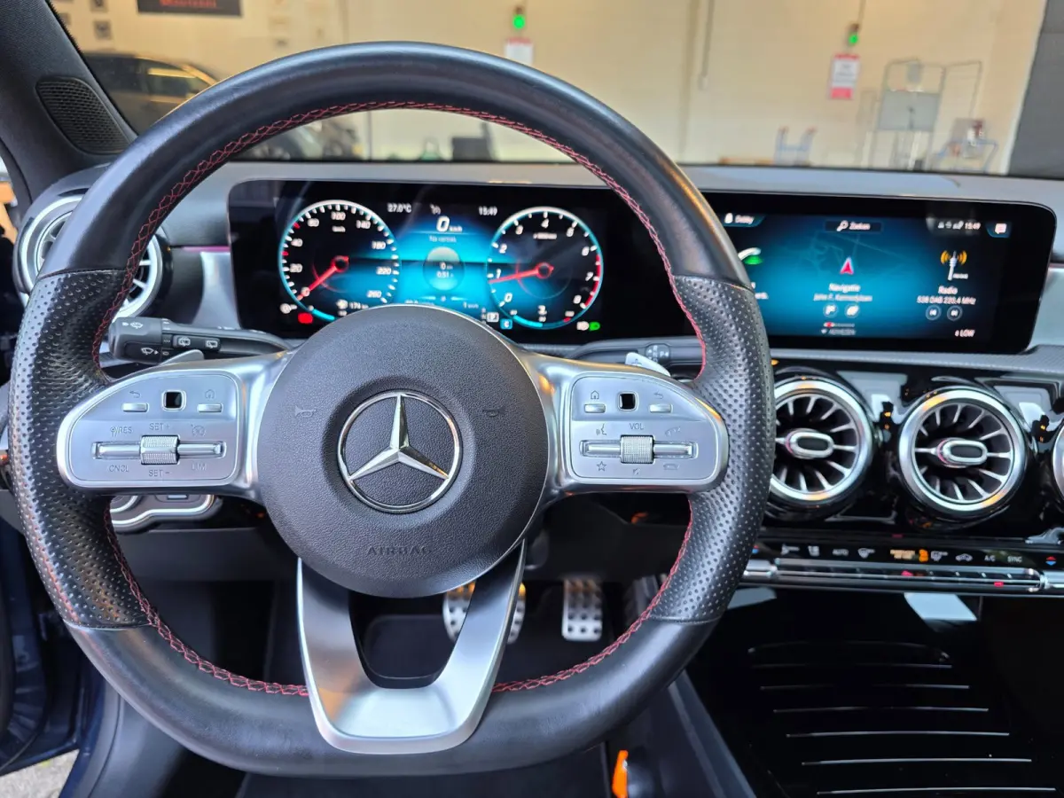 NAP !! / PANO / SFEER / BURMESTER / KEYLESS / CARPLAY / CAMERA / MEMORY / ALCANTARA / FLIPPERS / 19 INCH !