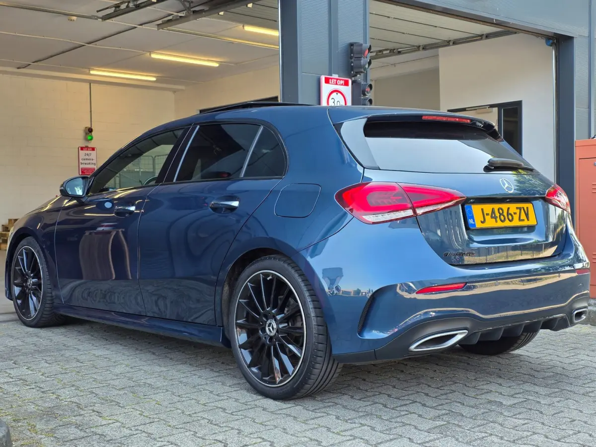 NAP !! / PANO / SFEER / BURMESTER / KEYLESS / CARPLAY / CAMERA / MEMORY / ALCANTARA / FLIPPERS / 19 INCH !