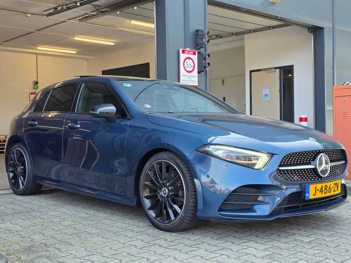 NAP !! / PANO / SFEER / BURMESTER / KEYLESS / CARPLAY / CAMERA / MEMORY / ALCANTARA / FLIPPERS / 19 INCH !