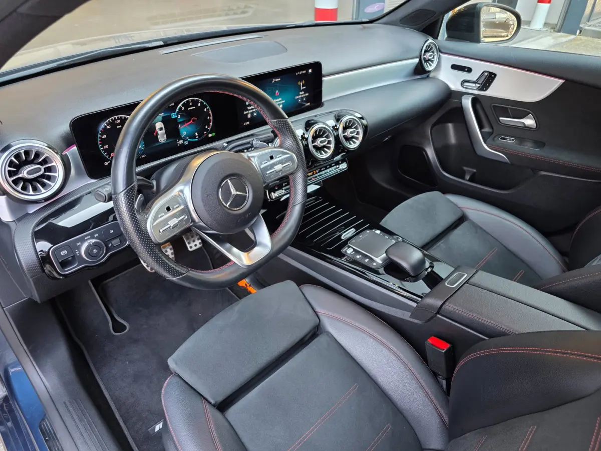 NAP !! / PANO / SFEER / BURMESTER / KEYLESS / CARPLAY / CAMERA / MEMORY / ALCANTARA / FLIPPERS / 19 INCH !