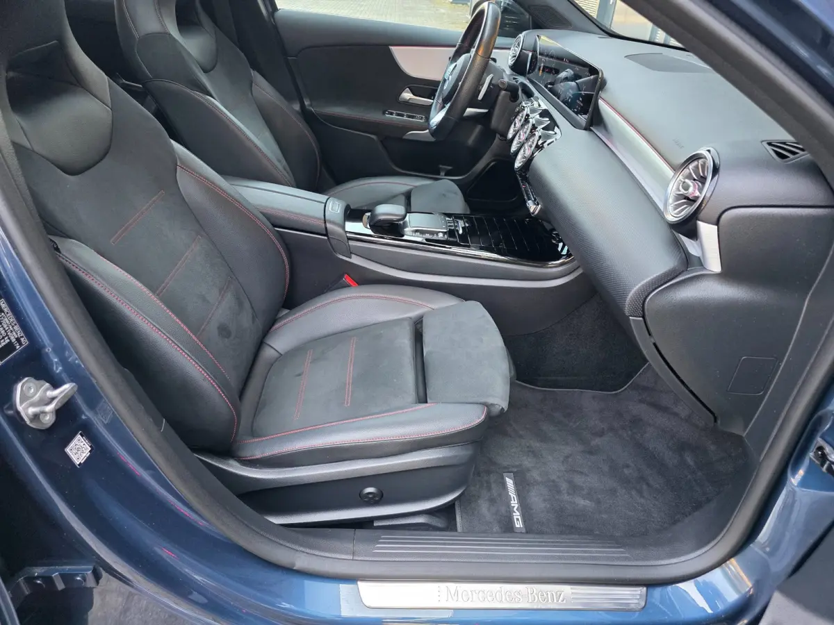 NAP !! / PANO / SFEER / BURMESTER / KEYLESS / CARPLAY / CAMERA / MEMORY / ALCANTARA / FLIPPERS / 19 INCH !