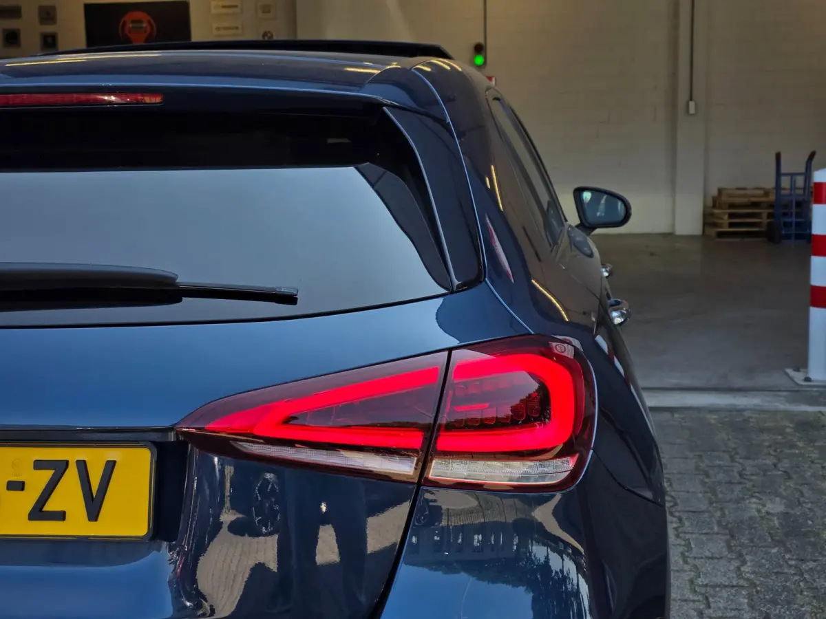NAP !! / PANO / SFEER / BURMESTER / KEYLESS / CARPLAY / CAMERA / MEMORY / ALCANTARA / FLIPPERS / 19 INCH !