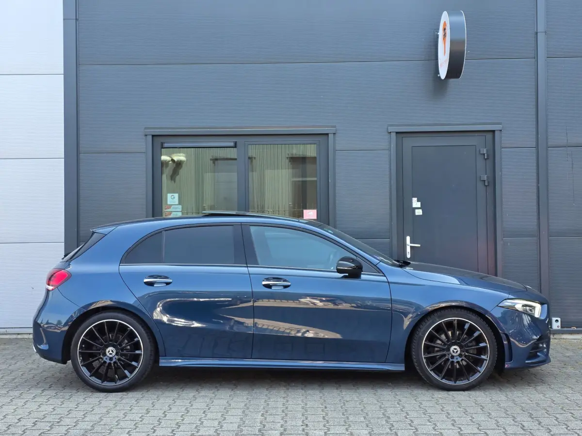 NAP !! / PANO / SFEER / BURMESTER / KEYLESS / CARPLAY / CAMERA / MEMORY / ALCANTARA / FLIPPERS / 19 INCH !