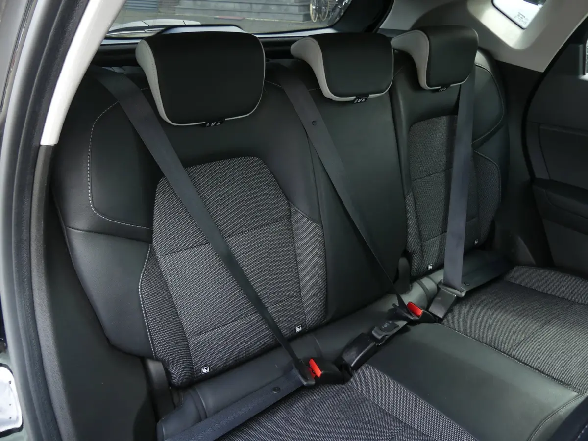 1.6 E-Tech Plug-in Hybrid 160PK Intens