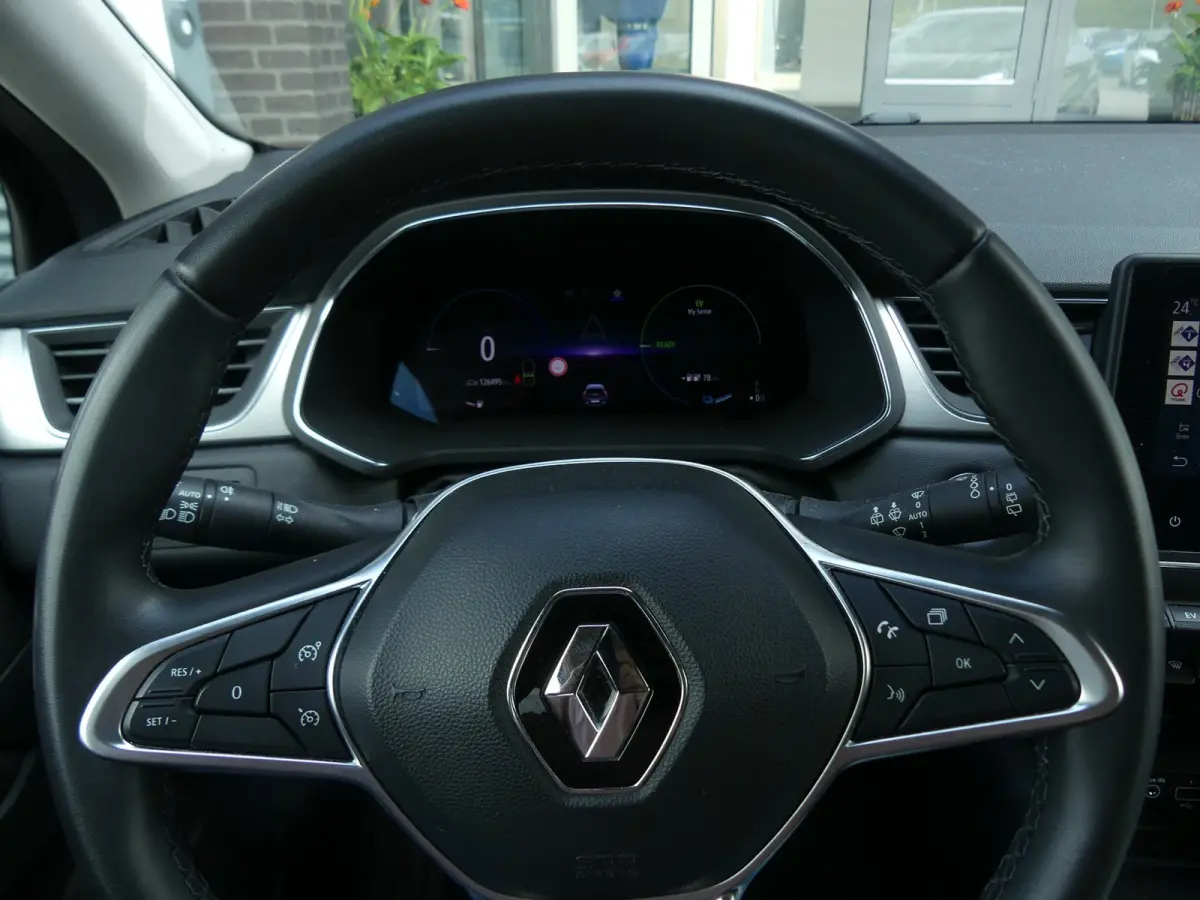1.6 E-Tech Plug-in Hybrid 160PK Intens