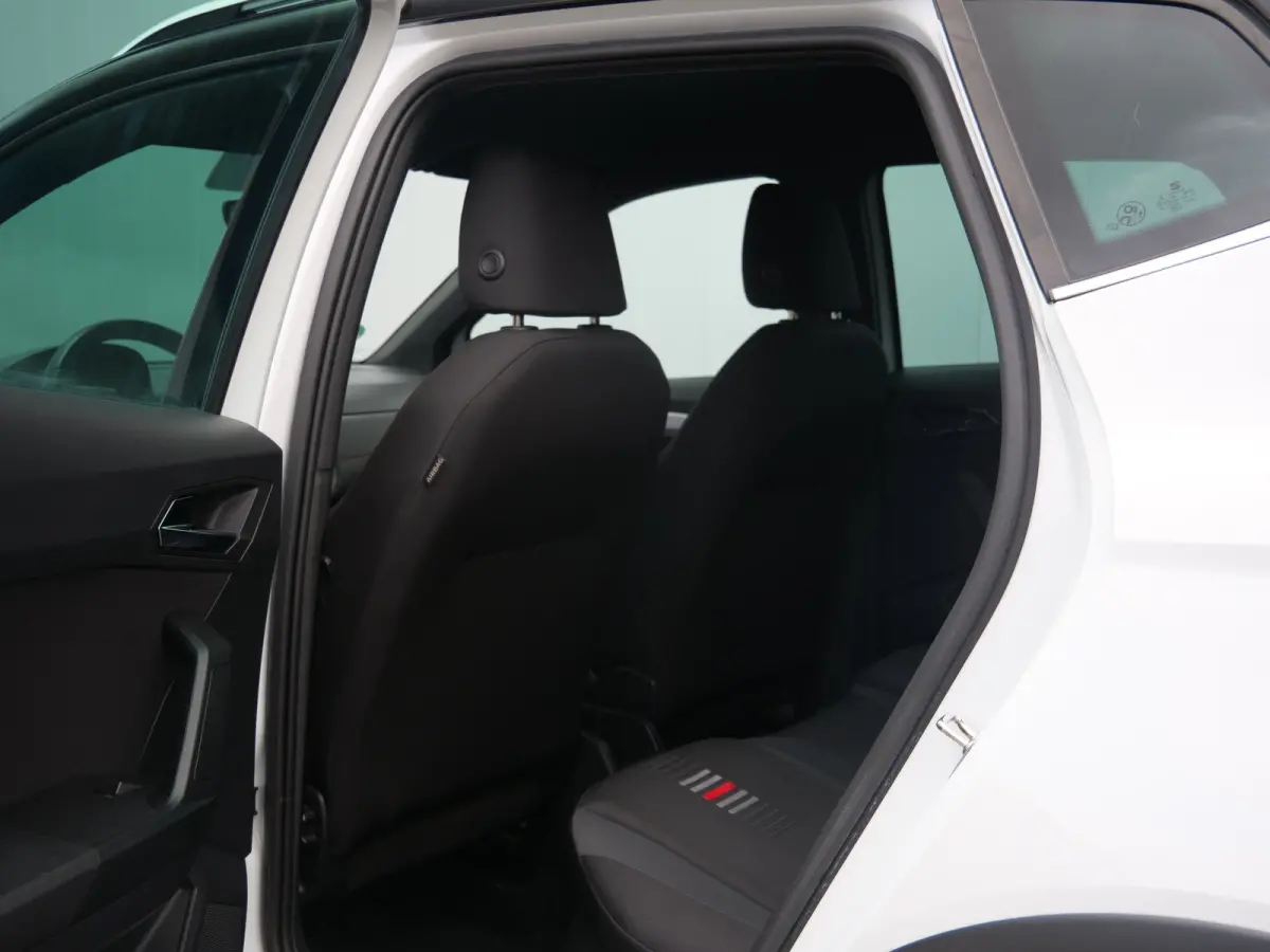 1.0 TSI FR 116Pk Apple Carplay / Camera / Trekhaak / Stoelverwarming
