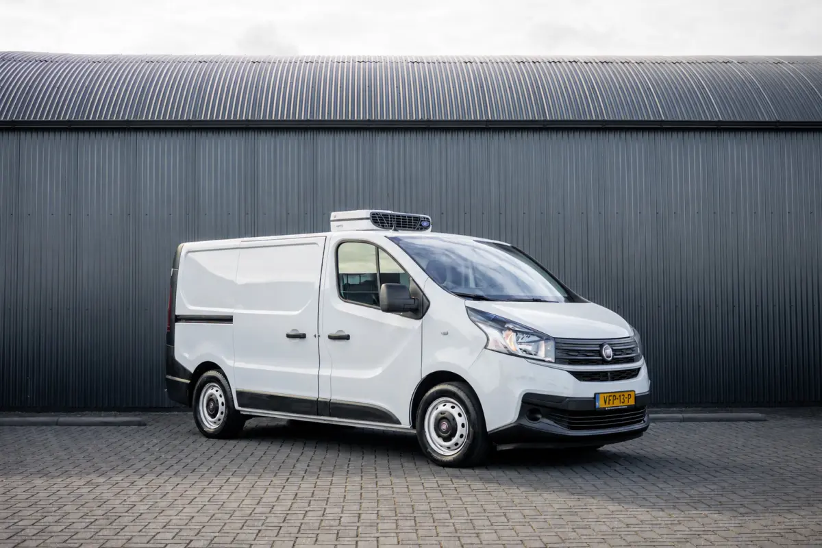 2.0 EcoJet L1H1 | 145 PK | 3-Zits | 1e Eigenaar | Koelwagen | Carrier | Cruise | Airco | Trekhaak