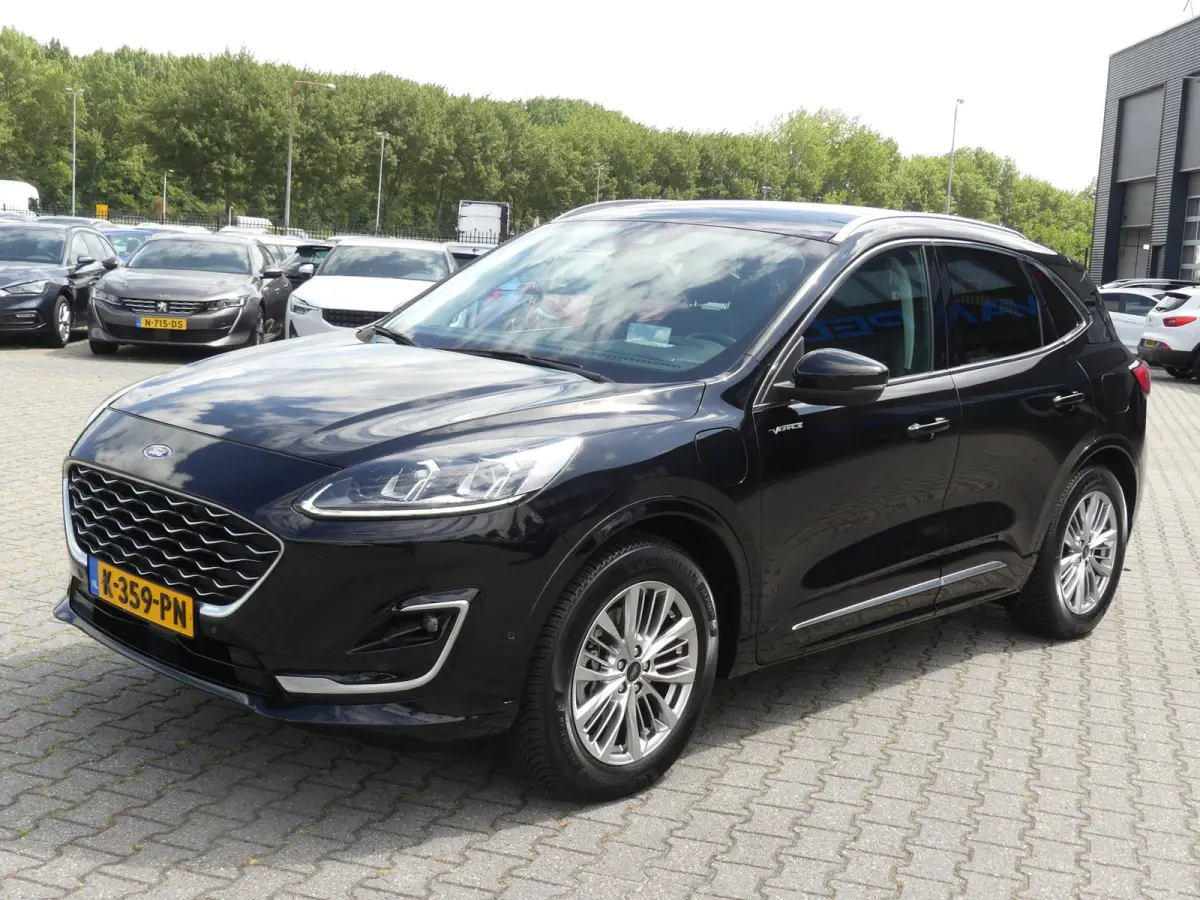 2.5 PHEV Vignale / Pano / H&K Audio / Winter