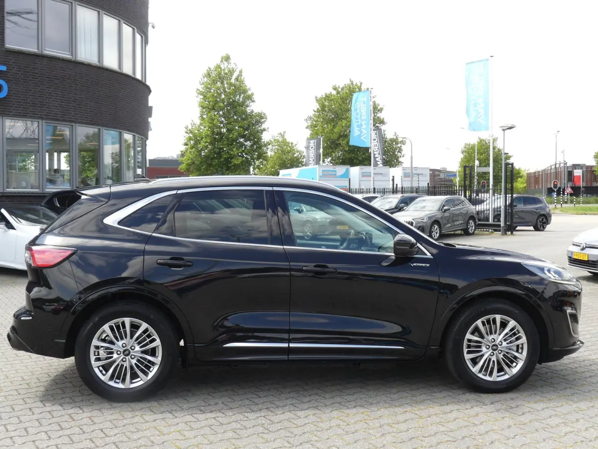 2.5 PHEV Vignale / Pano / H&K Audio / Winter
