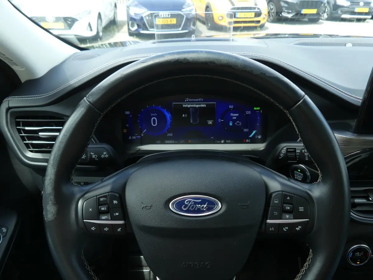 2.5 PHEV Vignale / Pano / H&K Audio / Winter