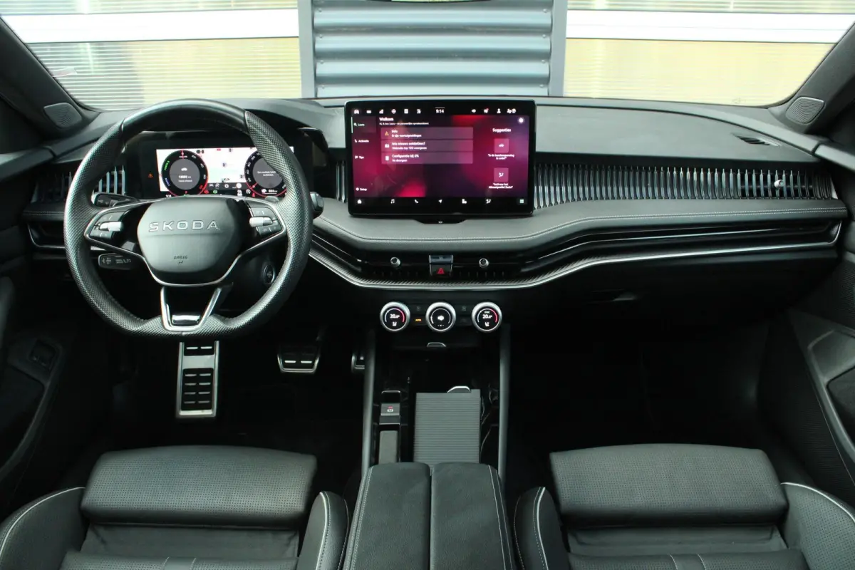 1.5 TSI 204pk PHEV Sportline Business | SoH 100% | Head-up | Adaptief Onderstel | Stoelventilatie/ Verwarming | Voorstoelen Elektrisch | Keyless Entry