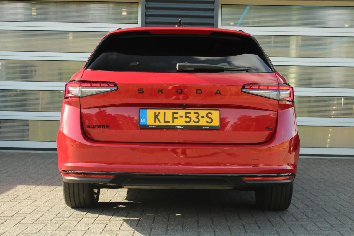 1.5 TSI 204pk PHEV Sportline Business | SoH 100% | Head-up | Adaptief Onderstel | Stoelventilatie/ Verwarming | Voorstoelen Elektrisch | Keyless Entry