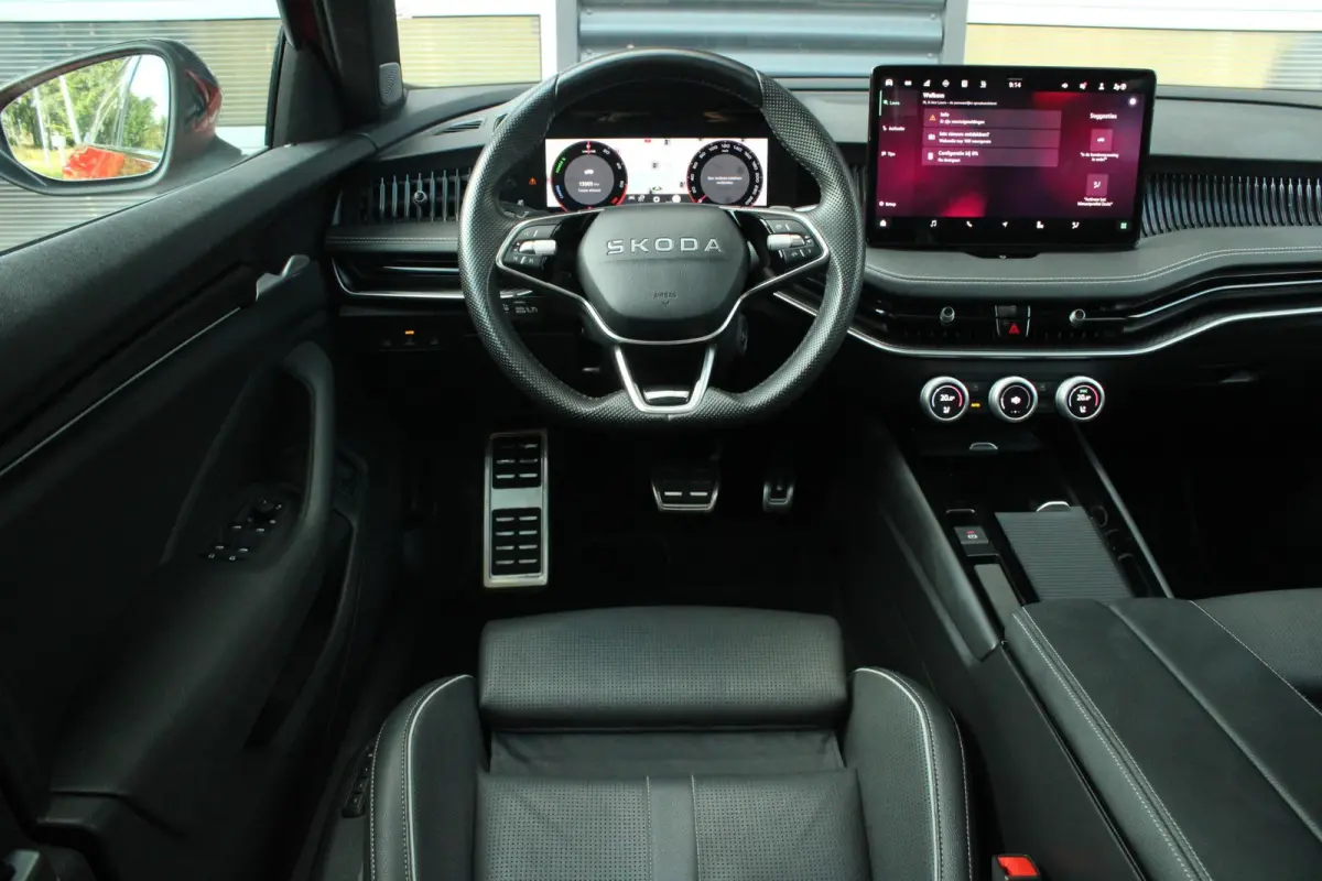 1.5 TSI 204pk PHEV Sportline Business | SoH 100% | Head-up | Adaptief Onderstel | Stoelventilatie/ Verwarming | Voorstoelen Elektrisch | Keyless Entry
