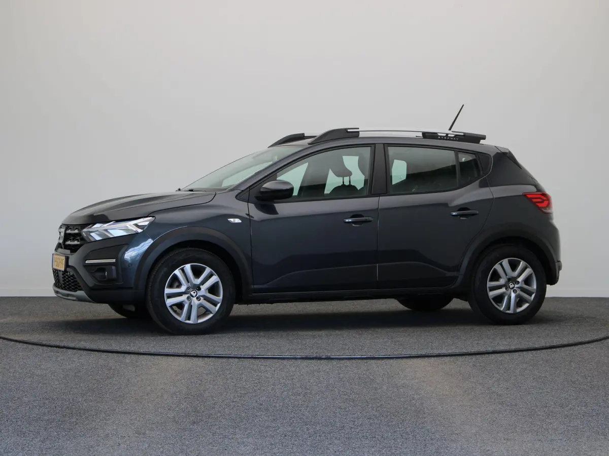 TCe 100pk Bi-Fuel Expression | 1e Eigenaar | Climate control | Trekhaak | Navigatie | Dealer onderhouden |