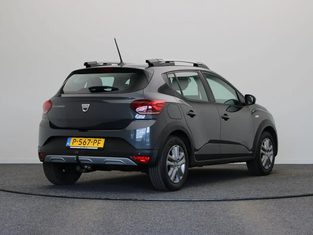 TCe 100pk Bi-Fuel Expression | 1e Eigenaar | Climate control | Trekhaak | Navigatie | Dealer onderhouden |