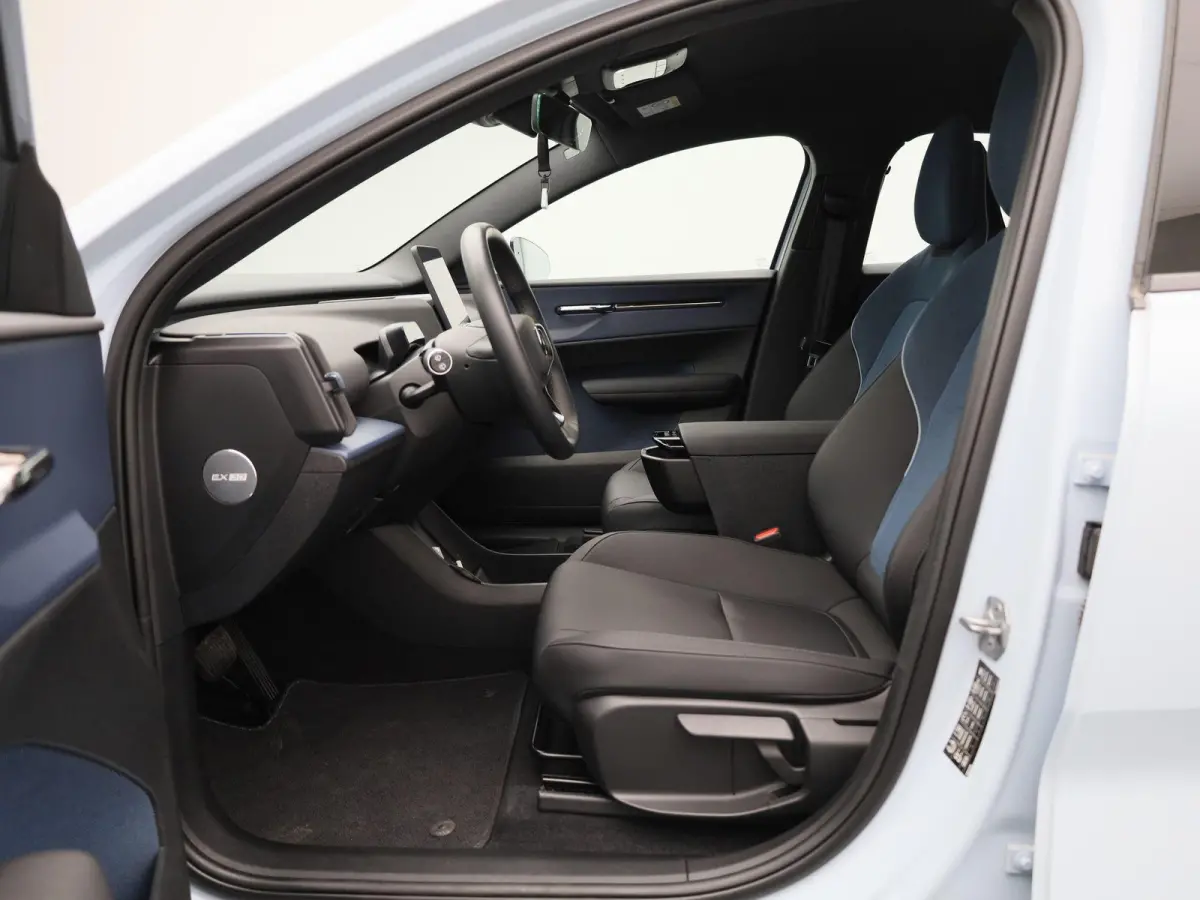 Single Motor Extended Range Core | SOH 96,8% | ACHTERUITRIJCAMERA | APPLE CARPLAY - ANDROID AUTO | ADAPTIVE CRUISE CONTROL | GOOGLE NAVIGATIE | CLIMATE CONTROL |