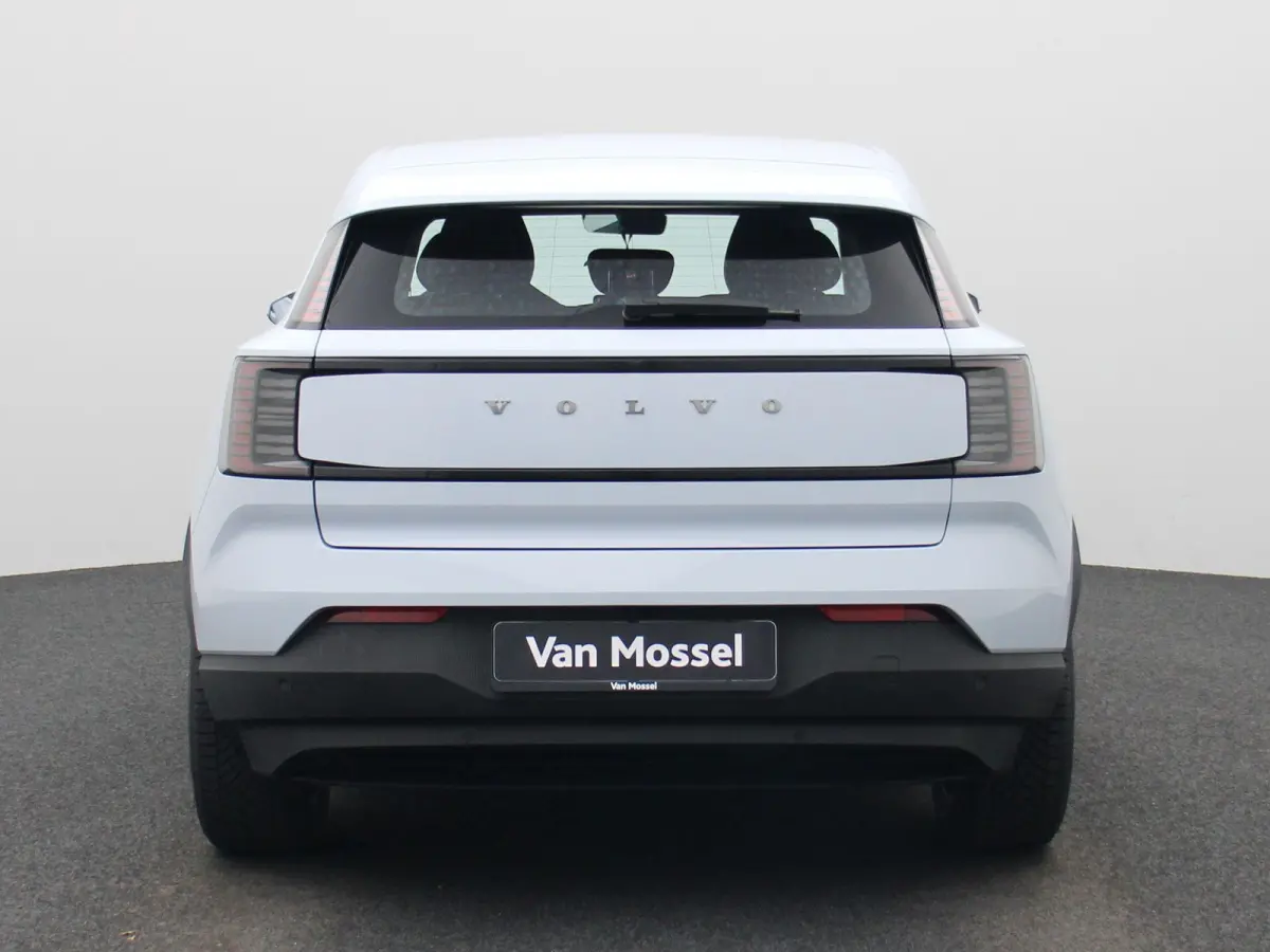Single Motor Extended Range Core | ACHTERUITRIJCAMERA | APPLE CARPLAY - ANDROID AUTO | ADAPTIVE CRUISE CONTROL | GOOGLE NAVIGATIE | CLIMATE CONTROL |