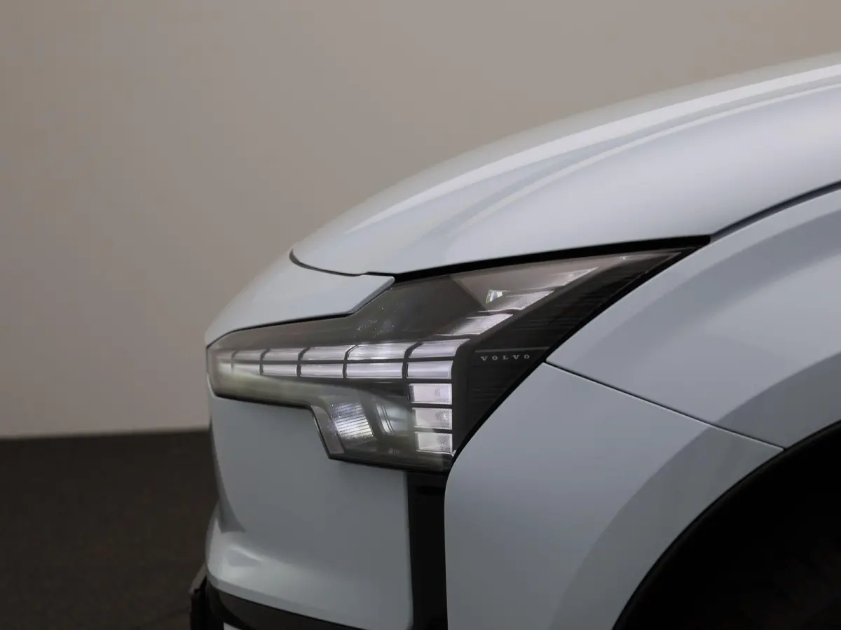 Single Motor Extended Range Core | SOH 96,8% | ACHTERUITRIJCAMERA | APPLE CARPLAY - ANDROID AUTO | ADAPTIVE CRUISE CONTROL | GOOGLE NAVIGATIE | CLIMATE CONTROL |
