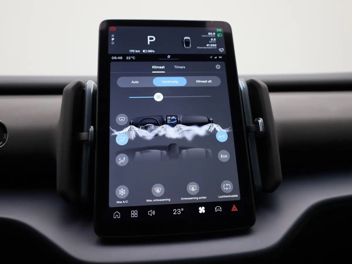 Single Motor Extended Range Core | SOH 96,8% | ACHTERUITRIJCAMERA | APPLE CARPLAY - ANDROID AUTO | ADAPTIVE CRUISE CONTROL | GOOGLE NAVIGATIE | CLIMATE CONTROL |