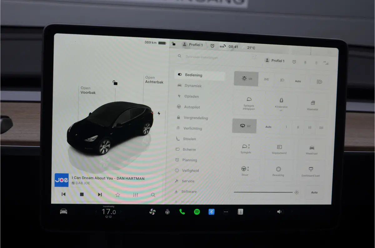 RWD 58 kWh AutoPilot4.0, FSD 99,- p/mnd
