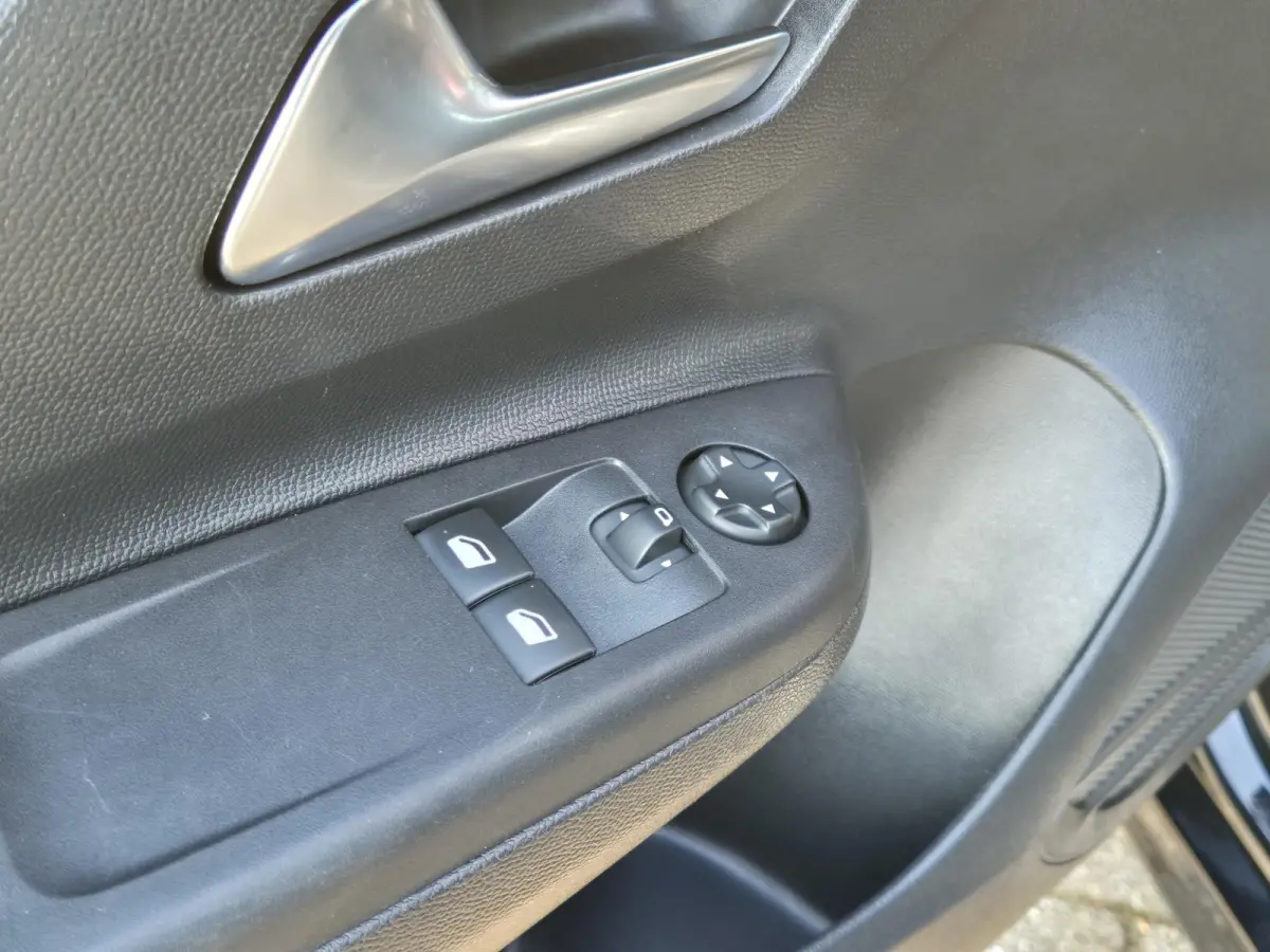 1.2 Edition | Airco | Navigatie | Licht metalen velgen | Cruise Control | Electr. ramen voor