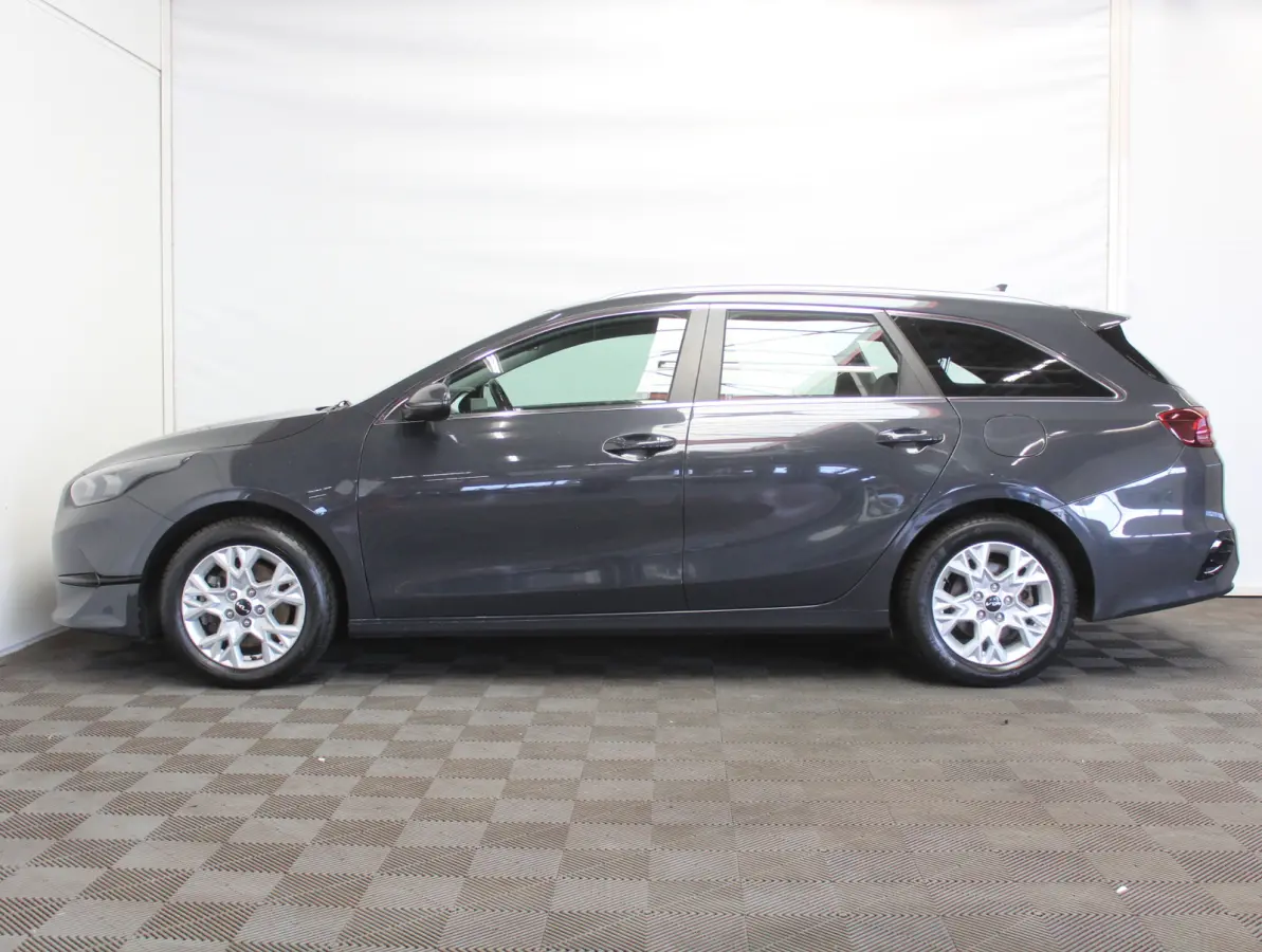 1.0 T-GDi DynamicLine CARPLAY | LED | LMV16 | CAMERA | CLIMATE | CRUISE | NAVI