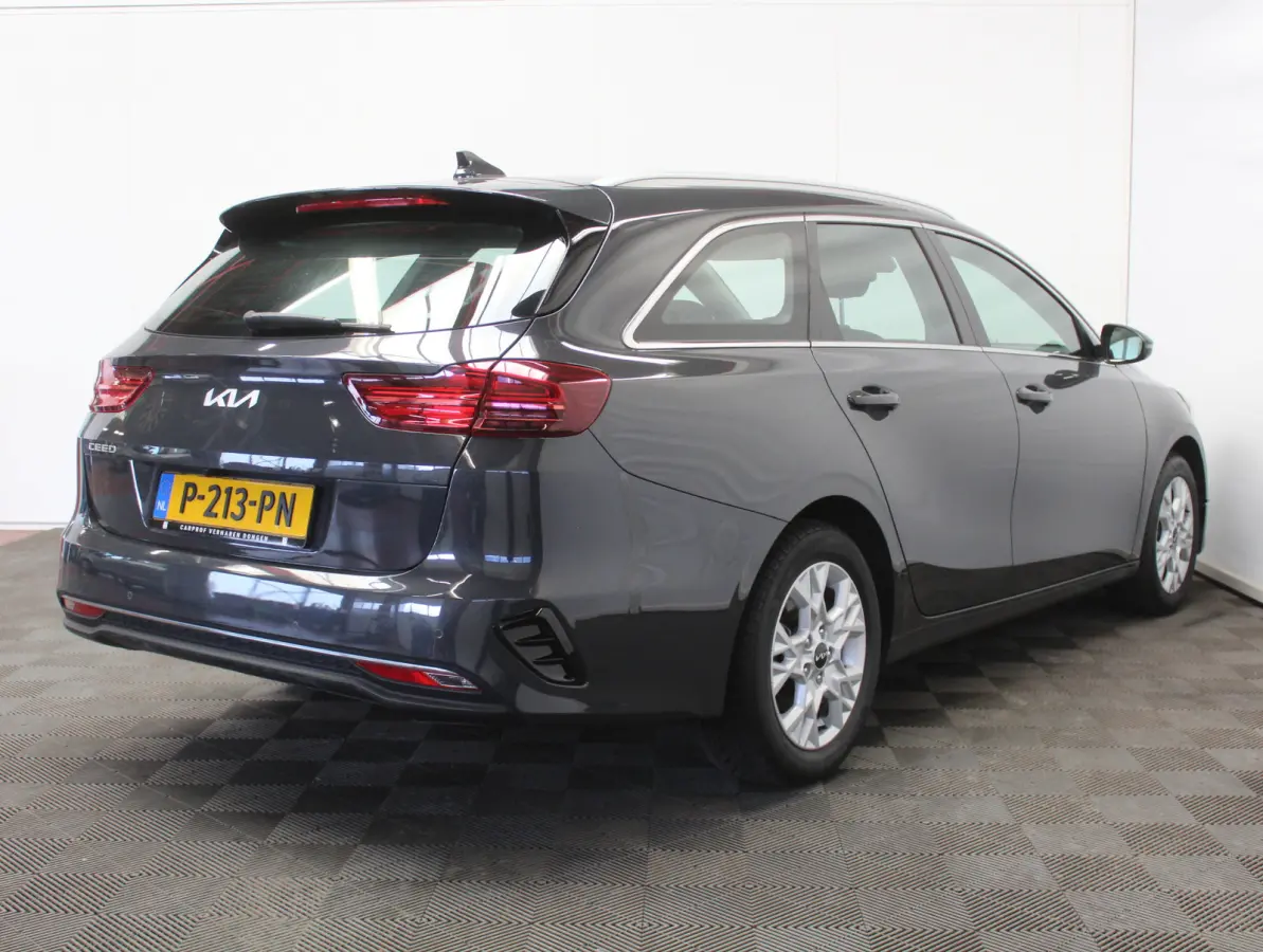 1.0 T-GDi DynamicLine CARPLAY | LED | LMV16 | CAMERA | CLIMATE | CRUISE | NAVI