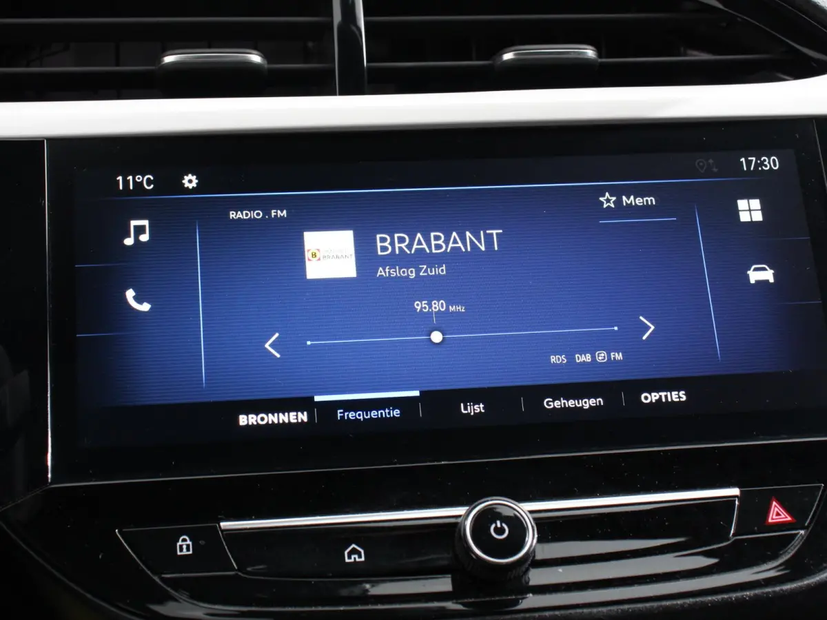 1.2 Turbo 110pk Hybrid Automaat GS DEMO! Navigatie Airco Cruise control Parkeersensoren Apple Carplay/ Android Auto Camera Lichtmetalen velgen LED