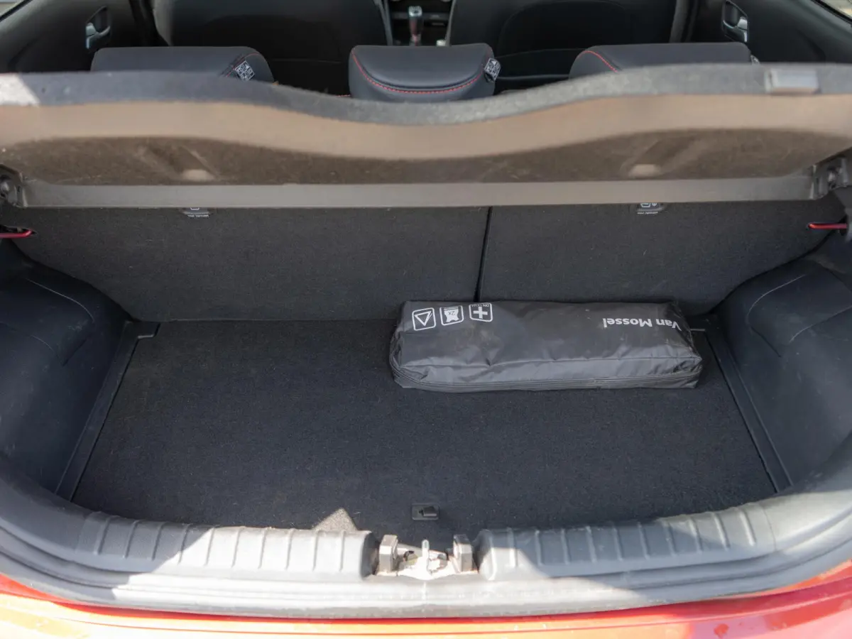 1.0 T-GDi GT-Line 5p | 100PK | Schuifkanteldak | Stoel en stuurverwarming |