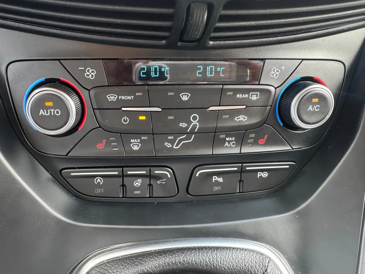 1.5 EcoBoost Vignale | Adaptieve Cruise Controle | Winter Pack | Lederenbekleding