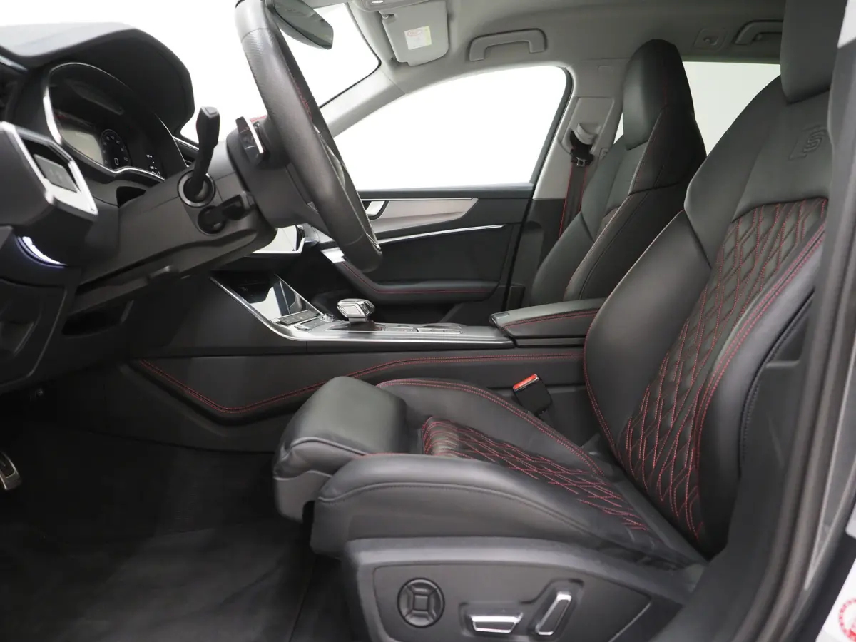 55 TFSI e quattro Competition Facelift | RS Sportstoelen | HUD | 360 | B&O Audio | Memory | Keyless | Adaptive Cruise | Carplay