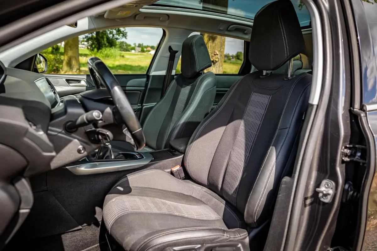 1.2 PureTech Blue Lease Allure | Pano | DB vv